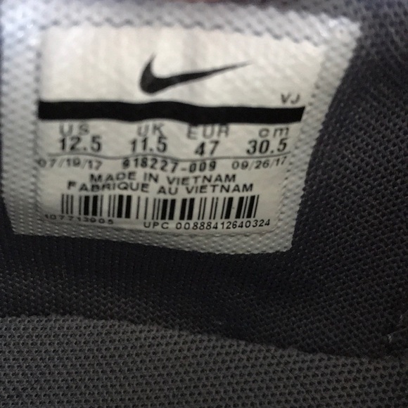 Nike Men’s Sneakers- Dualtone Racer - Picture 7 of 7